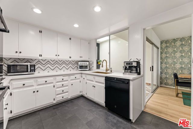 3500 W Manchester Boulevard 462, Inglewood, CA 90305