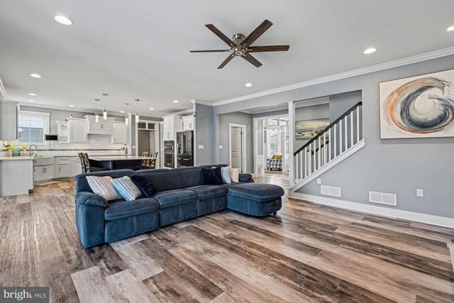 6390 PEREGRINE WAY, Mechanicsburg, PA 17050