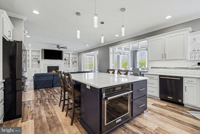 6390 PEREGRINE WAY, Mechanicsburg, PA 17050