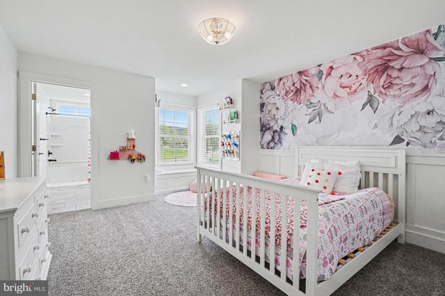 6390 PEREGRINE WAY, Mechanicsburg, PA 17050
