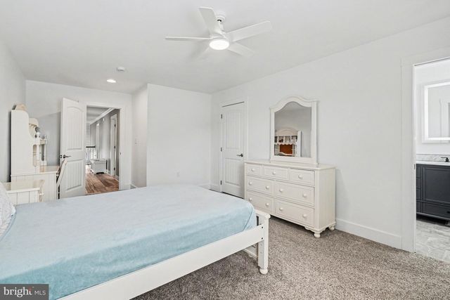 6390 PEREGRINE WAY, Mechanicsburg, PA 17050