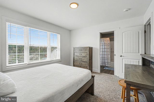 6390 PEREGRINE WAY, Mechanicsburg, PA 17050