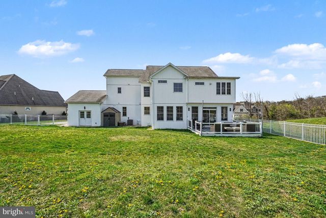 6390 PEREGRINE WAY, Mechanicsburg, PA 17050
