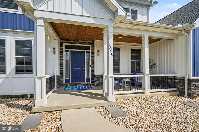 6390 PEREGRINE WAY, Mechanicsburg, PA 17050
