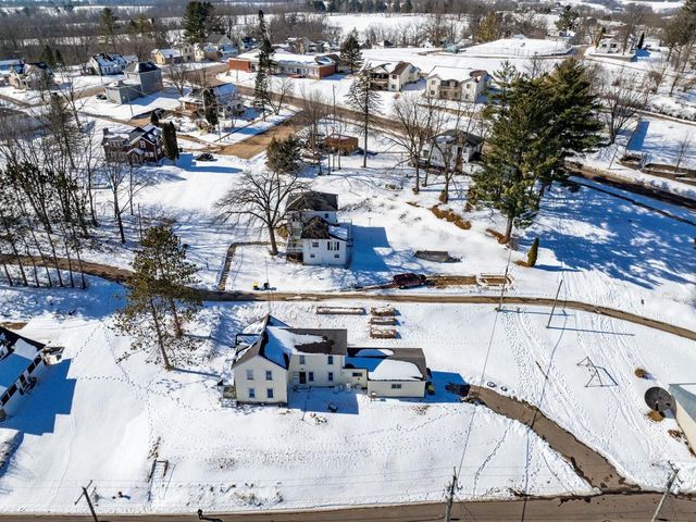 203 Franklin Street, Elroy, WI 53929