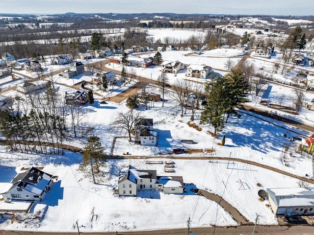 203 Franklin Street, Elroy, WI 53929