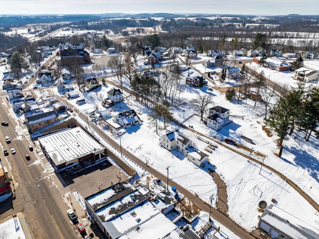 203 Franklin Street, Elroy, WI 53929