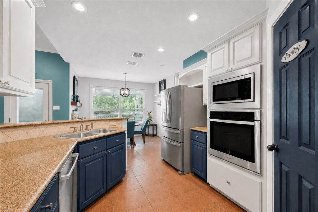 2401 Newark Circle, College Station, TX 77845 — photo 5