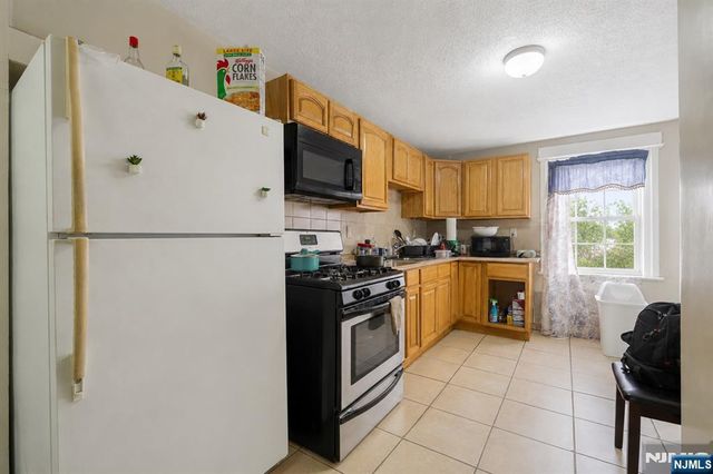 41-43 20th Avenue, Irvington, NJ 07111