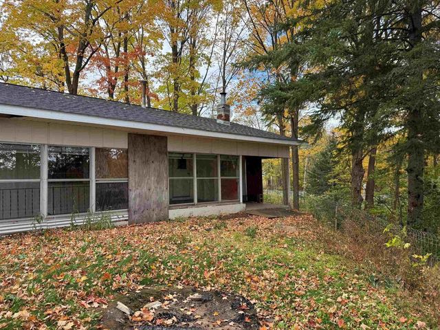 W1069 CTH N, Niagara, WI 54151