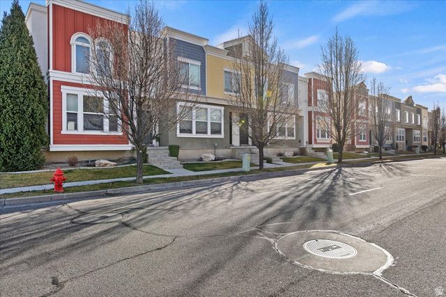 1509 S 850 W, Woods Cross, UT 84087