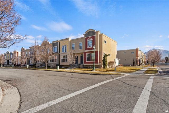 1509 S 850 W, Woods Cross, UT 84087