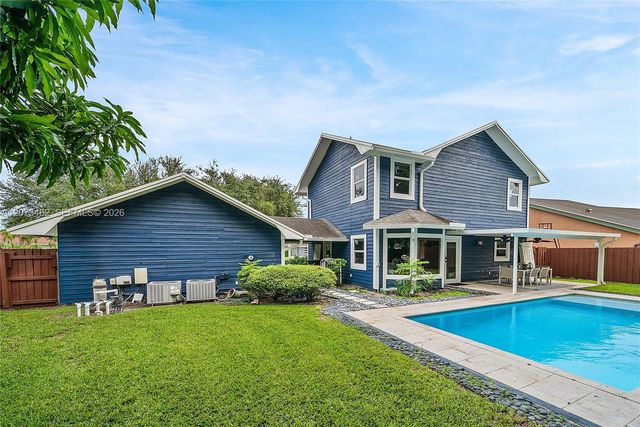 1645 The 12th Fairway, Wellington, FL 33414