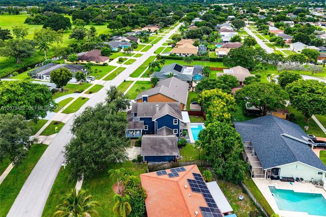 1645 The 12th Fairway, Wellington, FL 33414