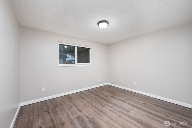 9538 Helen Avenue NE, Olympia, WA 98516