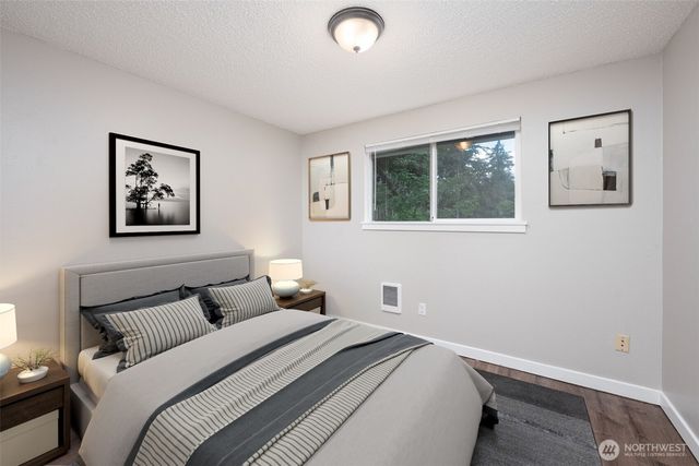 9538 Helen Avenue NE, Olympia, WA 98516
