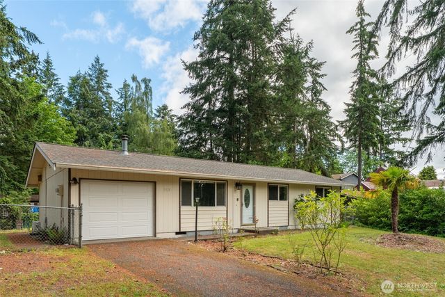 9538 Helen Avenue NE, Olympia, WA 98516