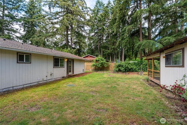 9538 Helen Avenue NE, Olympia, WA 98516
