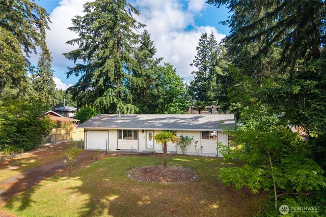 9538 Helen Avenue NE, Olympia, WA 98516