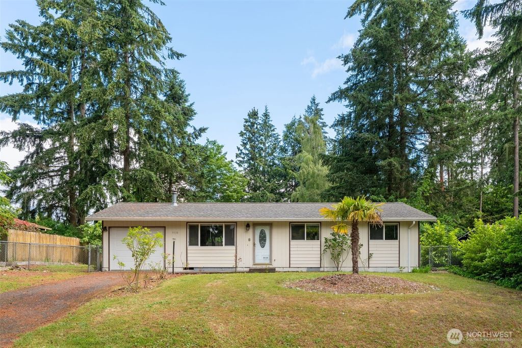 9538 Helen Avenue NE, Olympia, WA 98516