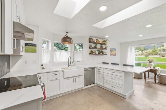 12501 Oakland Avenue NE, Albuquerque, NM 87122