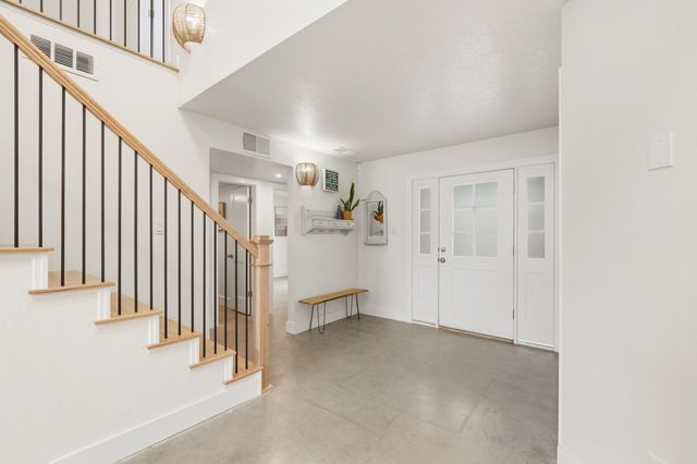 12501 Oakland Avenue NE, Albuquerque, NM 87122