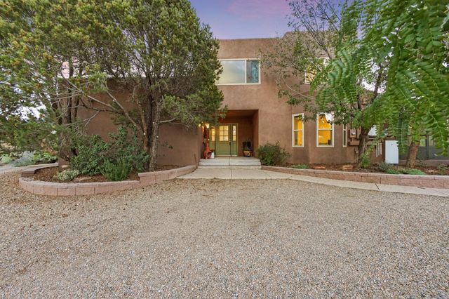 12501 Oakland Avenue NE, Albuquerque, NM 87122