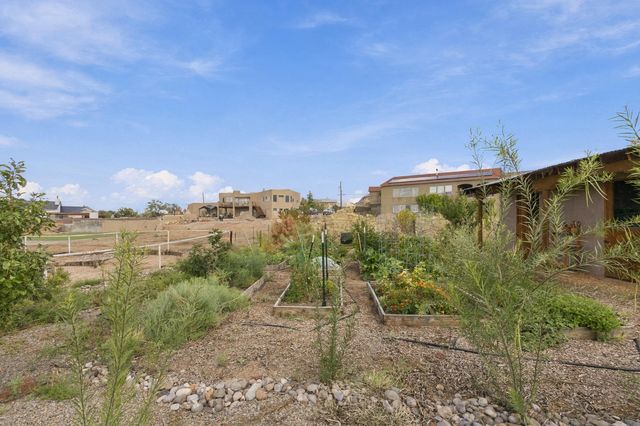 12501 Oakland Avenue NE, Albuquerque, NM 87122
