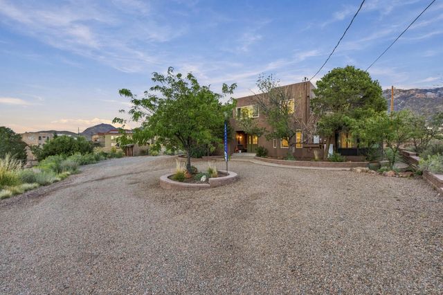 12501 Oakland Avenue NE, Albuquerque, NM 87122
