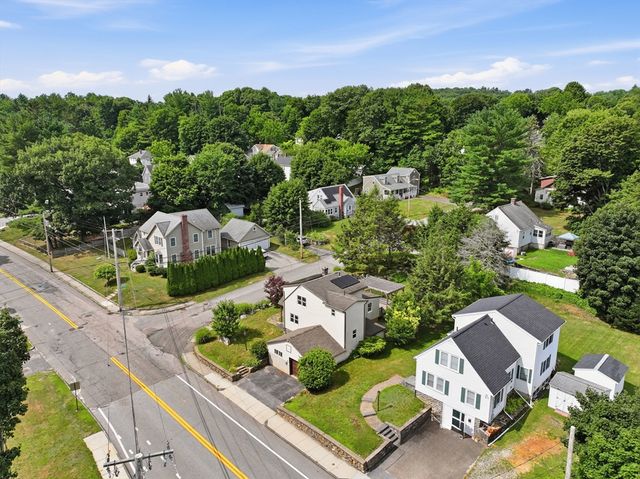 77 Holden St, Worcester, MA 01605