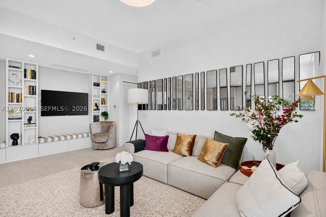 2000 Metropica Way 1901, Sunrise, FL 33323