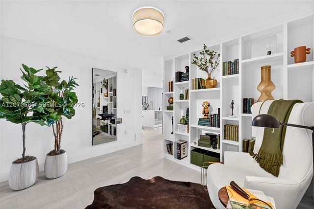 2000 Metropica Way 1901, Sunrise, FL 33323