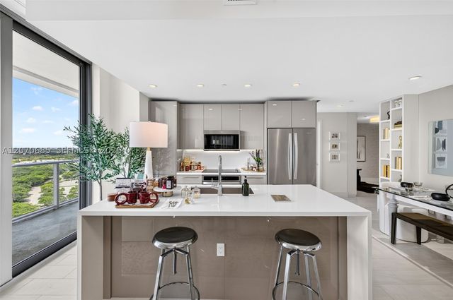 2000 Metropica Way 1901, Sunrise, FL 33323