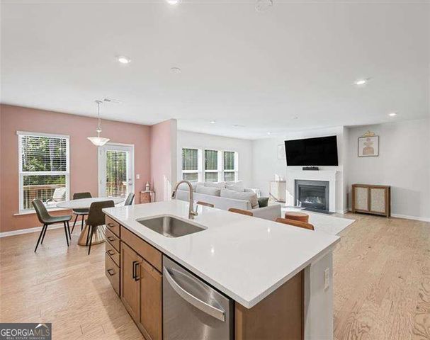 361 Riverclub Road, Acworth, GA 30101