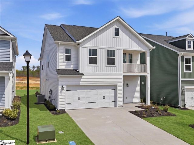 457 Amaryllis Lane, Woodruff, SC 29388