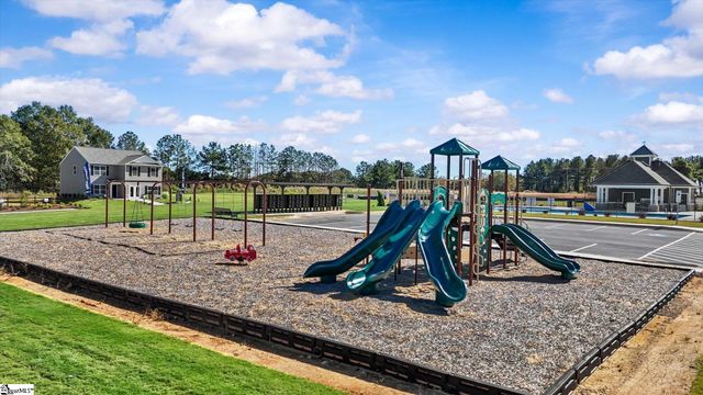 457 Amaryllis Lane, Woodruff, SC 29388