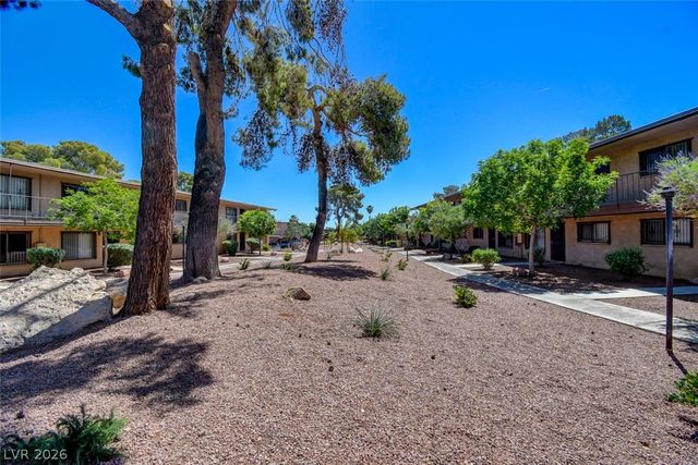 625 South Royal Crest Circle 13, Las Vegas, NV 89169