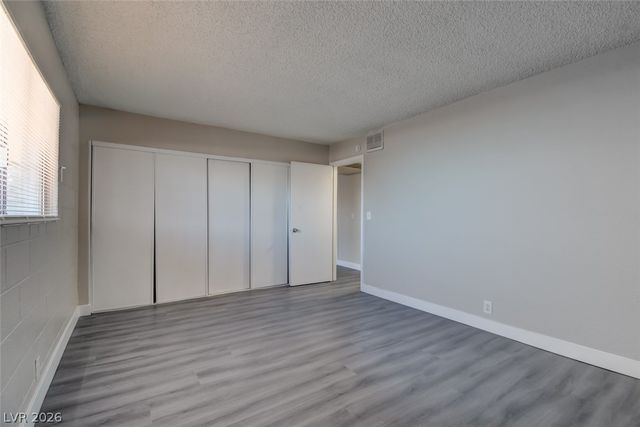 625 South Royal Crest Circle 13, Las Vegas, NV 89169