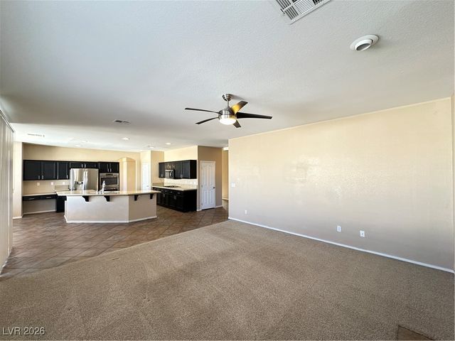 10400 Falls Church Avenue, Las Vegas, NV 89144