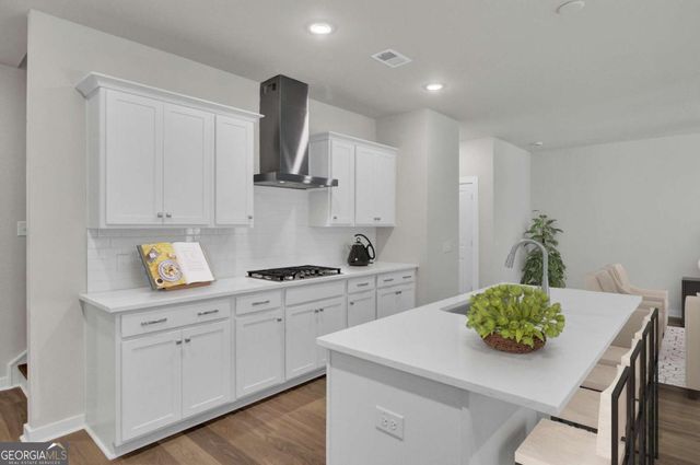 4315 Buttonwood Lane, Lilburn, GA 30047