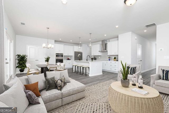 4315 Buttonwood Lane, Lilburn, GA 30047