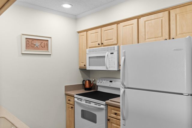 300 Marsh Pl Unit 204A, Murrells Inlet, SC 29576