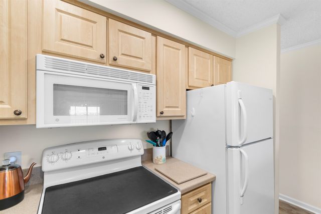 300 Marsh Pl Unit 204A, Murrells Inlet, SC 29576