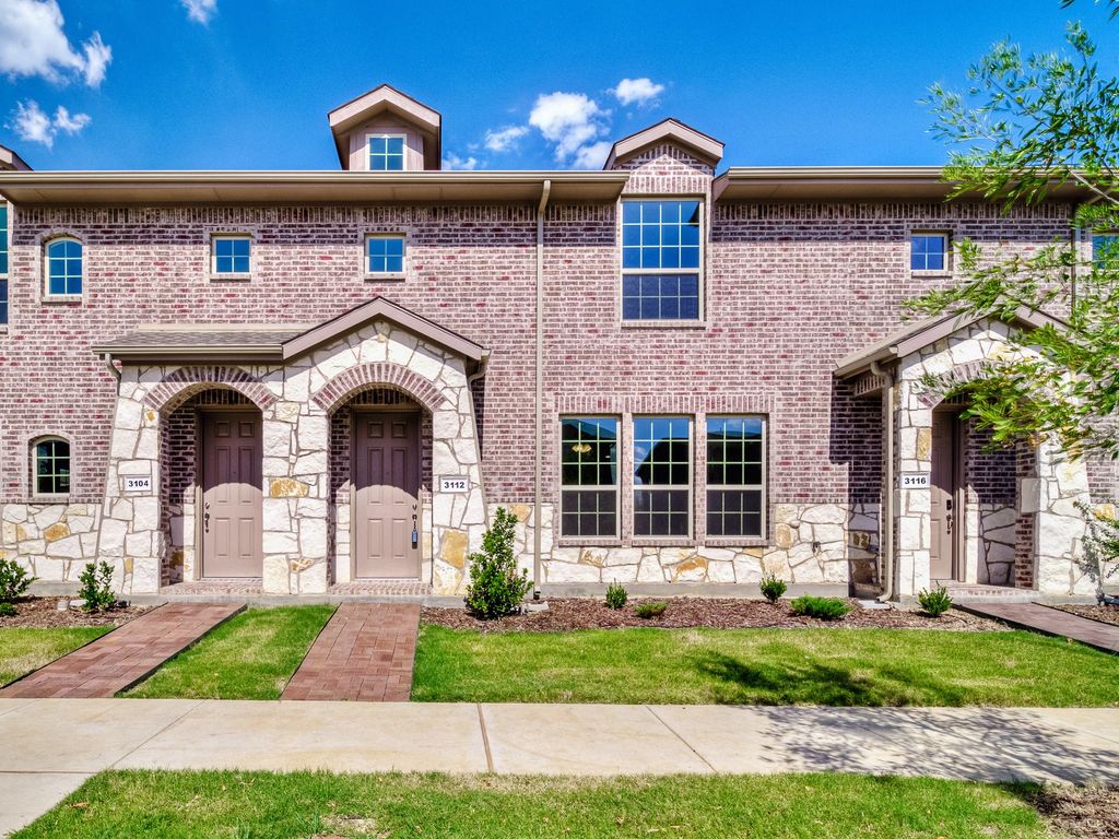 3112 Solana Circle, Denton, TX 76207