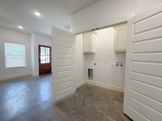 1901 S Lamar, Denison, TX 75021