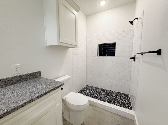 1901 S Lamar, Denison, TX 75021