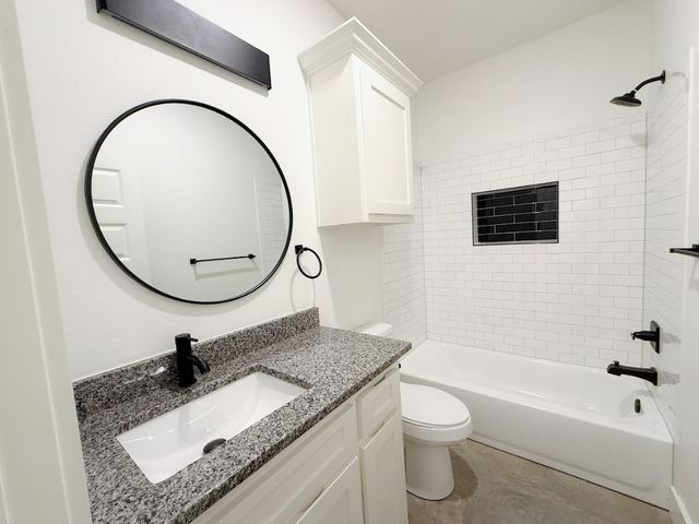1901 S Lamar, Denison, TX 75021