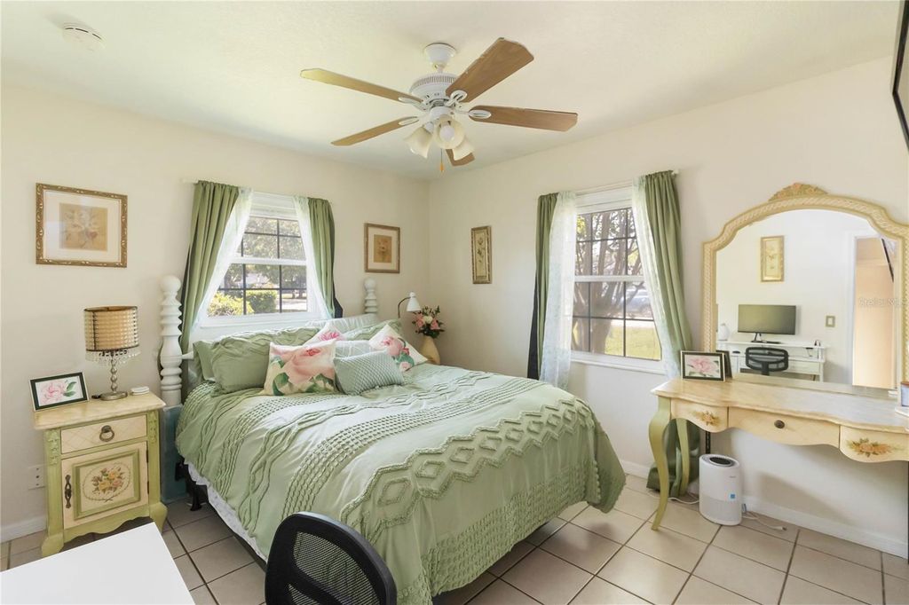 Image 18 of property listing at 439 VIRGINIA AVENUE, St Cloud, FL 34769