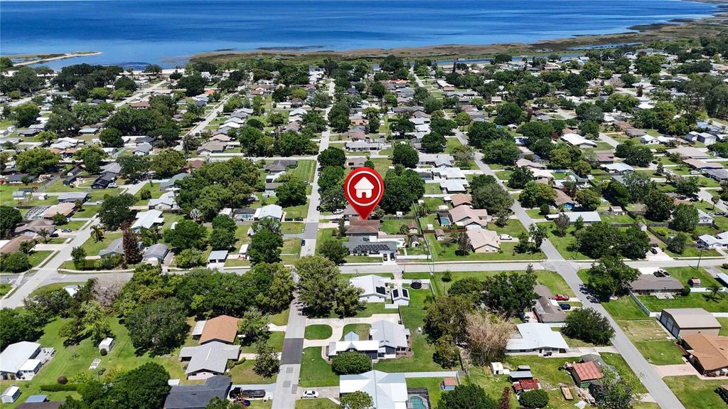 Image 32 of property listing at 439 VIRGINIA AVENUE, St Cloud, FL 34769