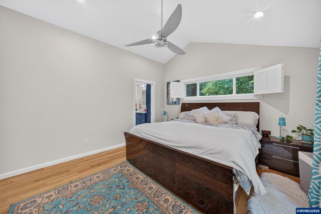 8095 Sunnyside Rd SE, Salem, OR 97306